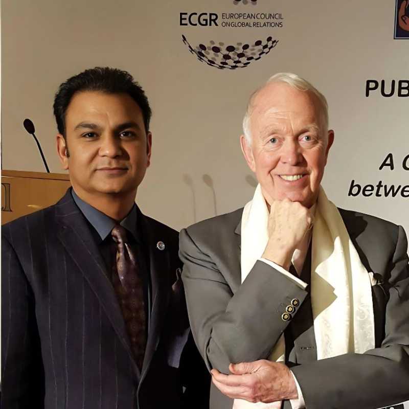 Professor Sarwar Khawaja with renowned British author, Anthony Peter Tony Buzan, at a peace building event in London_